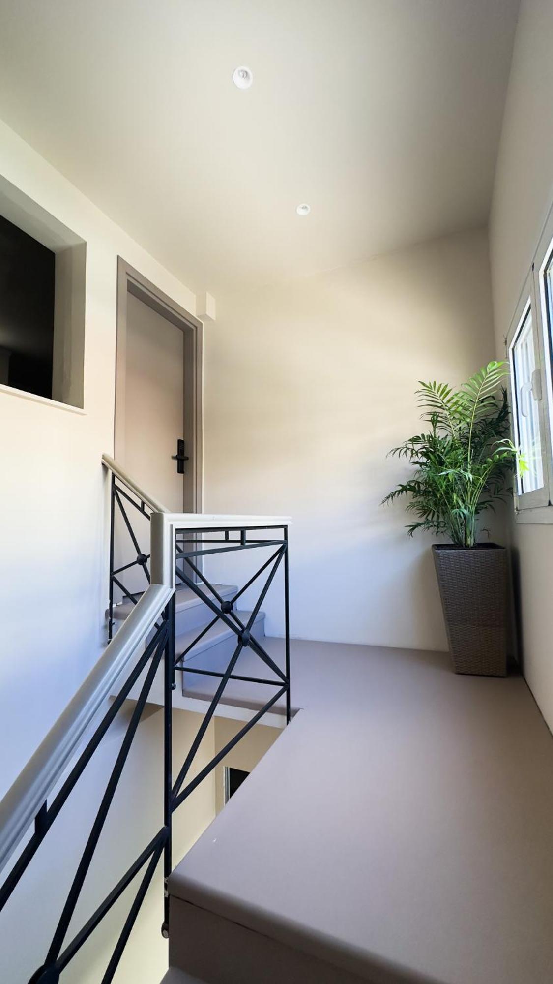 Ixia Home Exteriör bild